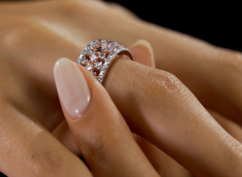 Wear Designer Diamond Rings